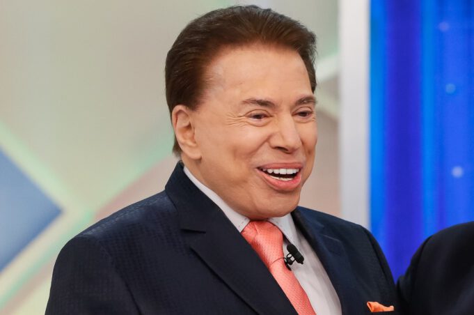 Aos 90 anos, Silvio Santos é internado com Covid-19 em São ...